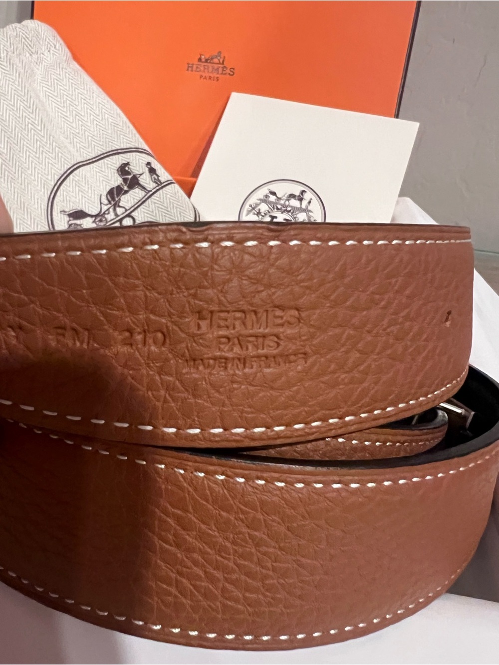 Hermes Brown/ Black Reversible Leather H-Buckle Belt size 90 - Picture 4 of 12